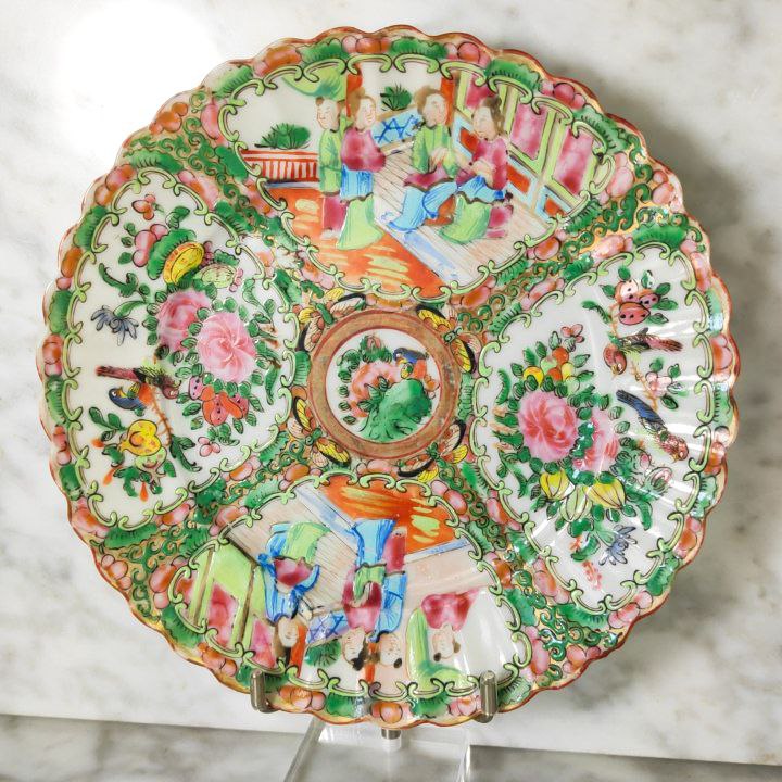 Plato Chino Antiguo Rose Medallion de Cantón Minguo Primera República China (1912-1949)