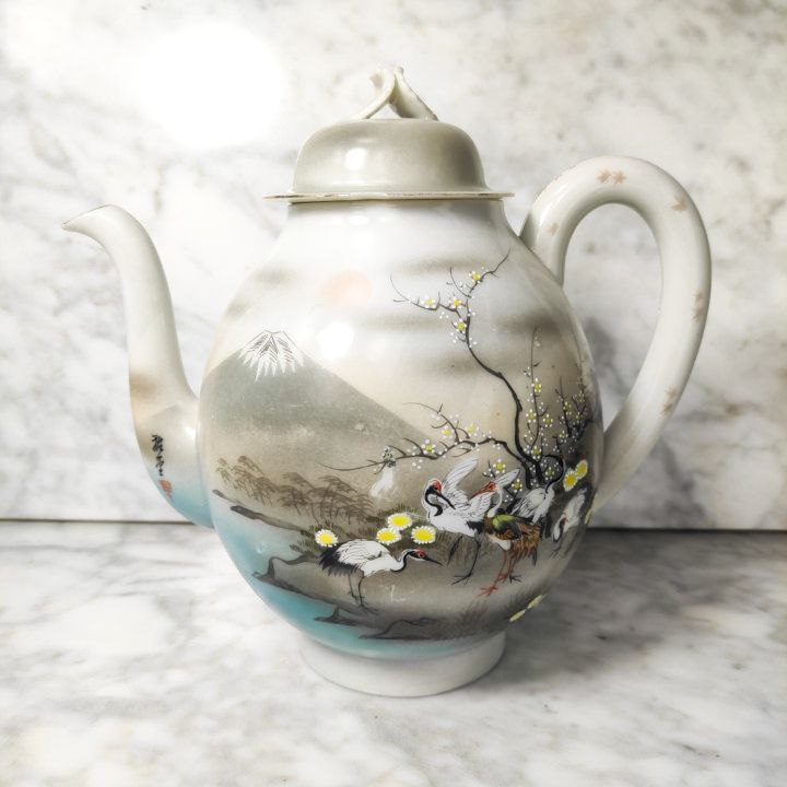 Tetera Japonesa de Porcelana Kutani Eggshell periodo Meiji (1868-1911)