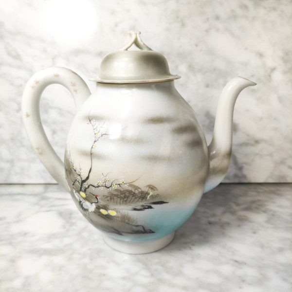 Tetera Japonesa de Porcelana Kutani Eggshell periodo Meiji (1868-1911)