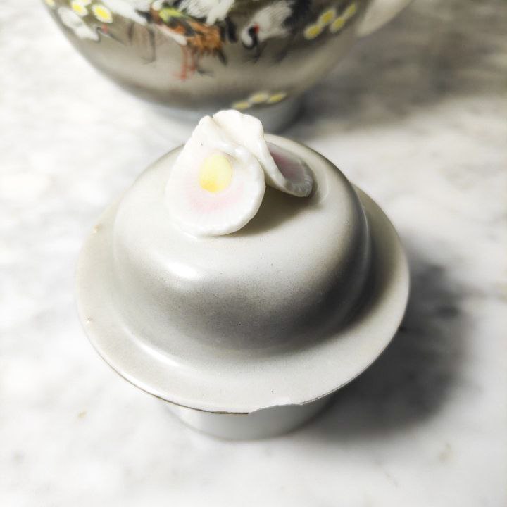 Tetera Japonesa de Porcelana Kutani Eggshell periodo Meiji (1868-1911)