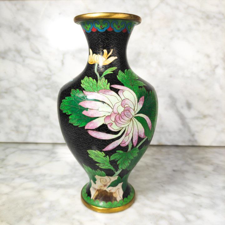 Jarrón chino de cloisonne peonías c.1970 – 21cm