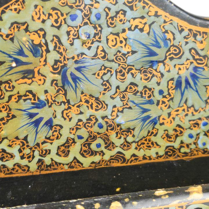 Porta Cartas de Cachemira, India lacado y pintado a mano c.1890