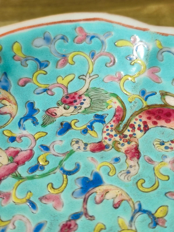 Copa de Ofrendas de porcelana China Tongzhi (1861-1875) Dinastía Qing con Dragones