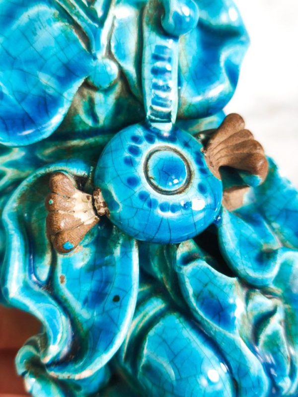 Figura China de Mujer de Terracota de Shiwan c.1890 con instrumento