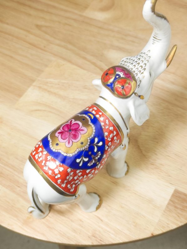 Figura de Elefante de Porcelana del Escultor Alemán Rudolf Kammer c.1960.