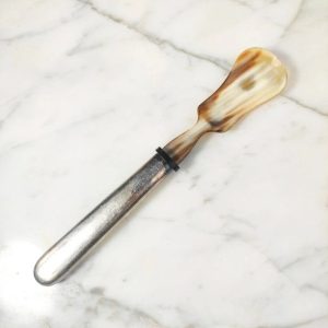 Cuchara para Caviar de Plata y cuerno, 57g