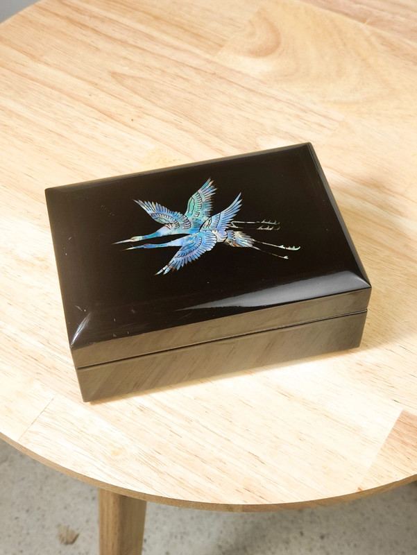 Caja Coreana NajeonChilgui lacada con fénix de Madreperla