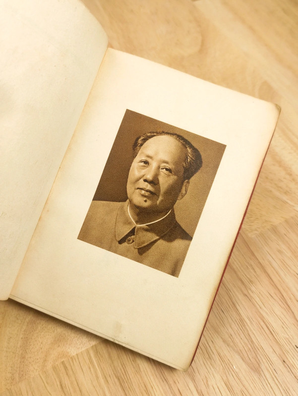 El Pequeño libro rojo de poemas del Presidente Mao c.1970