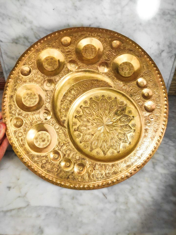 Bandeja de té Marroquí repujada antigua de bronce