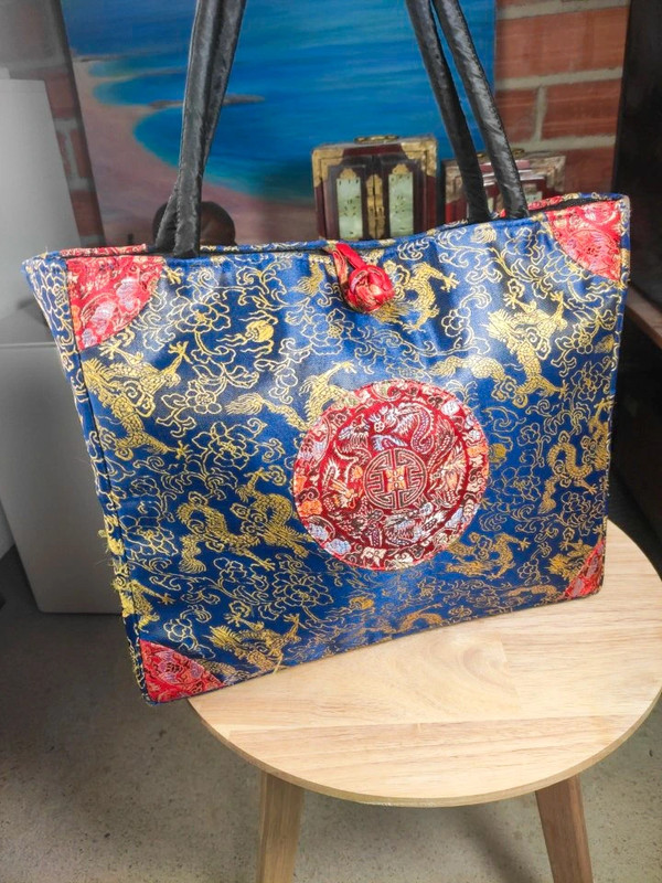 Bolso de Seda China con dragones Dorados