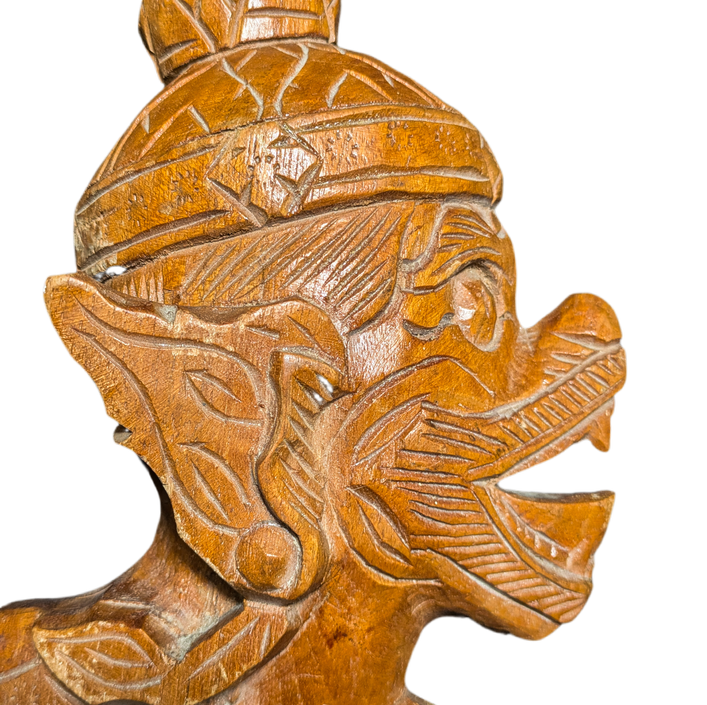 LOTE000072_03-1.png Dos máscaras de madera Hindis del dios Ramakien, Tailandia c.1950