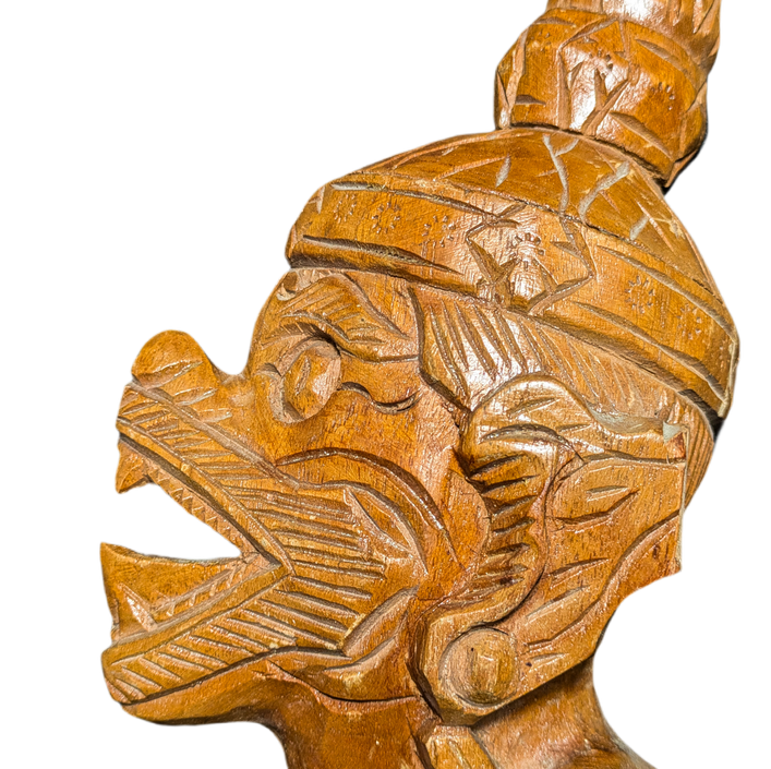 LOTE000072_05-1.png Dos máscaras de madera Hindis del dios Ramakien, Tailandia c.1950