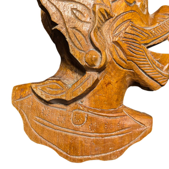 LOTE000072_07-1.png Dos máscaras de madera Hindis del dios Ramakien, Tailandia c.1950
