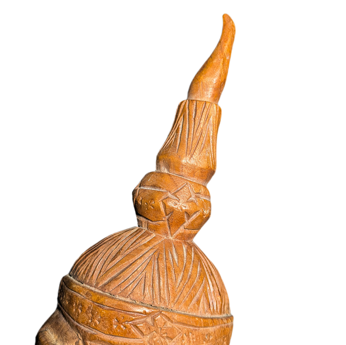 Dos máscaras de madera Hindis de una divinidad, Tailandia c.1950
