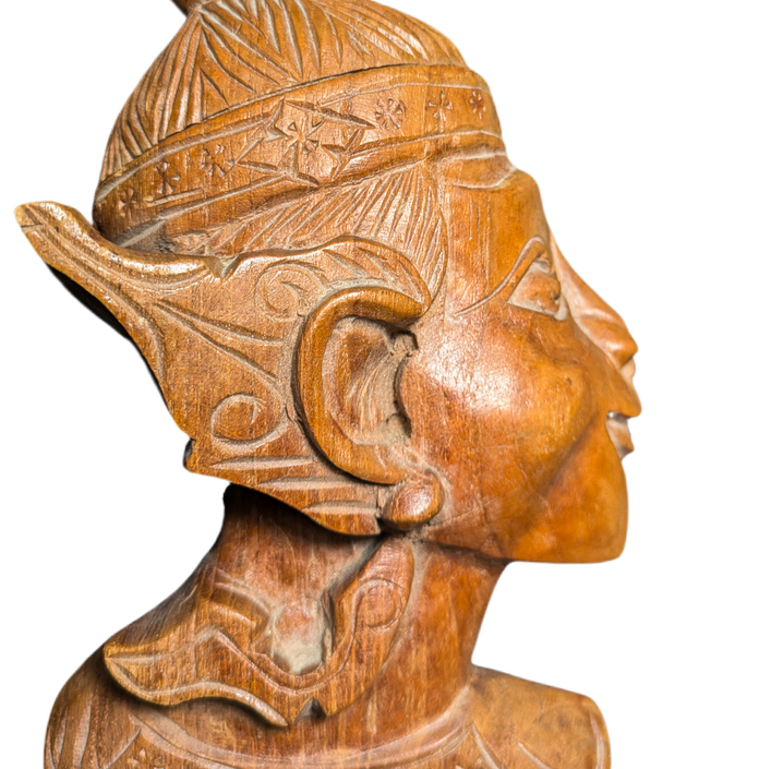 Dos máscaras de madera Hindis de una divinidad, Tailandia c.1950