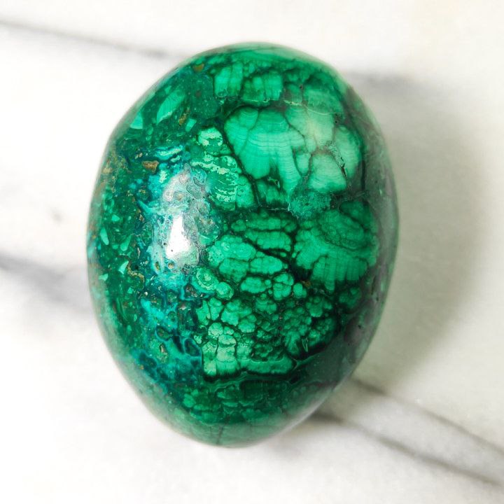 Huevo de Malaquita mineral de 440g, Katanga, Congo