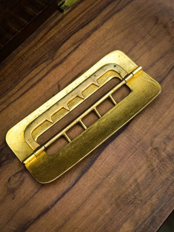 Hebilla de Cinturón con Damasquinado de Toledo, España c.1930