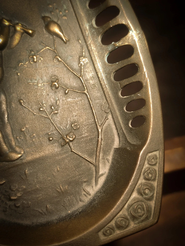 Bandeja de bronce para cartas de visita Alemana WMF Jugend c.1870