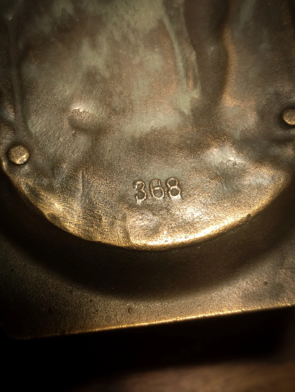 Bandeja de bronce para cartas de visita Alemana WMF Jugend c.1870