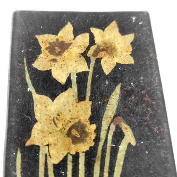 Bryant & May's Cobertura para caja de cerillas con Narcisos c.1940