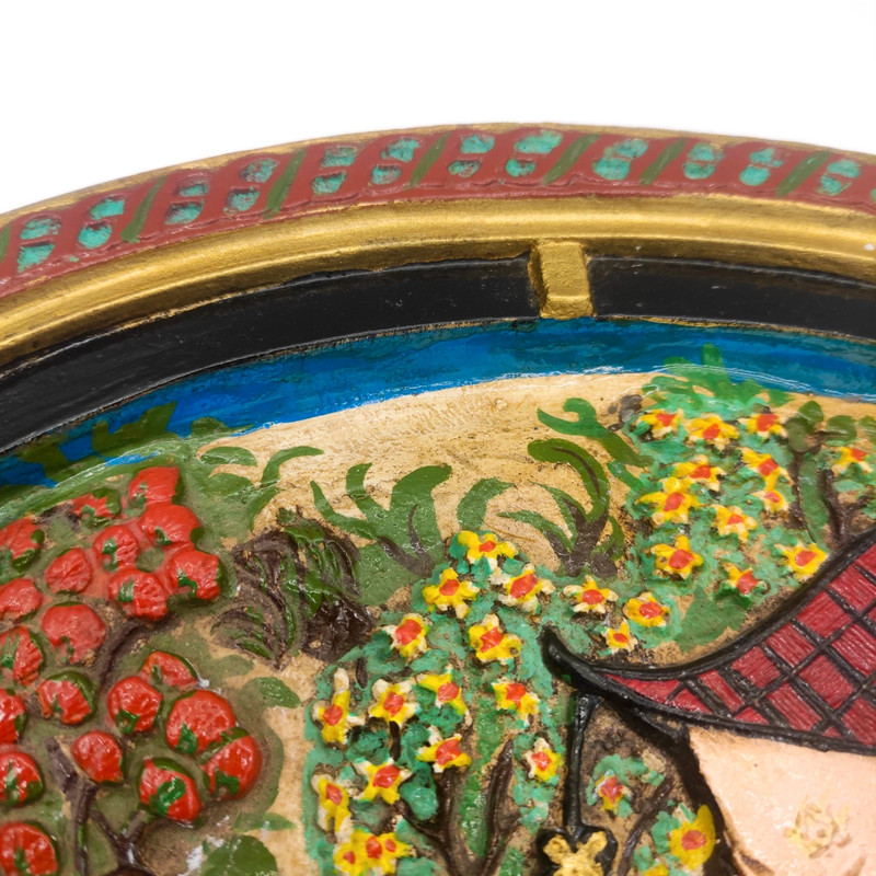 Bajorrelieve Italiano de Capodimonte de escena oriental China o Japonesa de escayola, mide 45cm