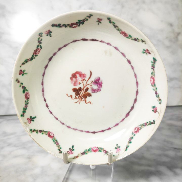 Plato Chino Para Té Jiaqing, Qing (1796-1820)