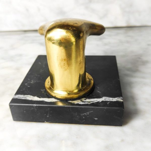 Noray de bronce sobre mármol negro estilo Marinero Náutico c.1970
