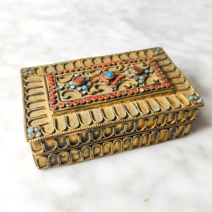 Caja Tibetana de bronce con filigrana cuadrada c.1950