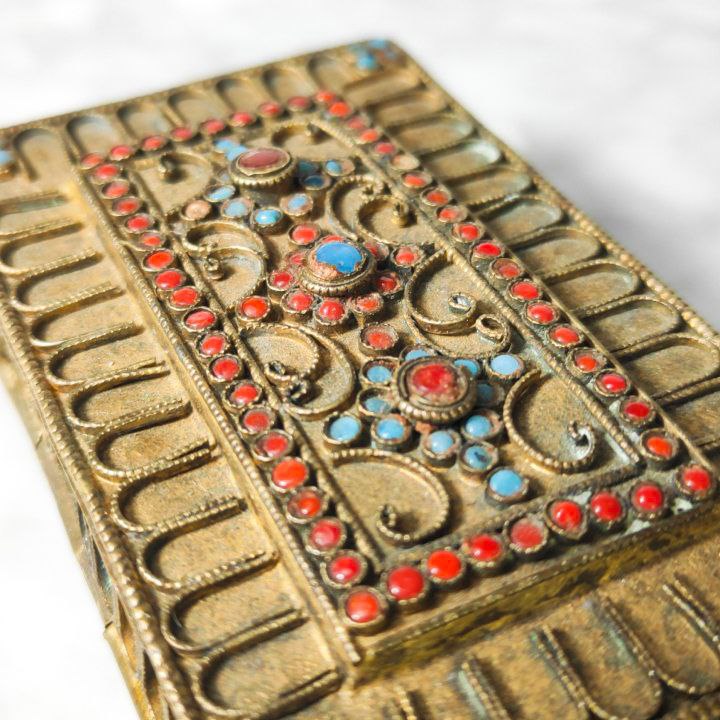 Caja Tibetana de bronce con filigrana cuadrada c.1950