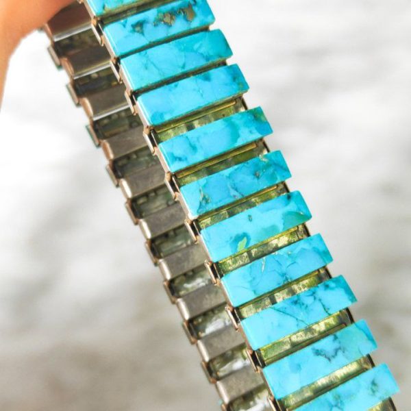 Pulsera extensible Con piedras preciosas azules