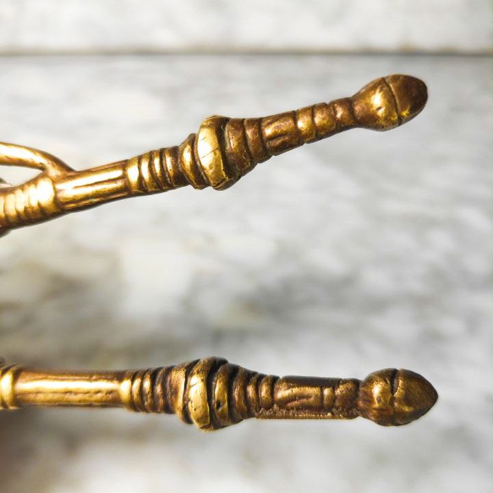 Pinza para Nuez de Areca o de Betel, bronce, Indonesia s.XIX