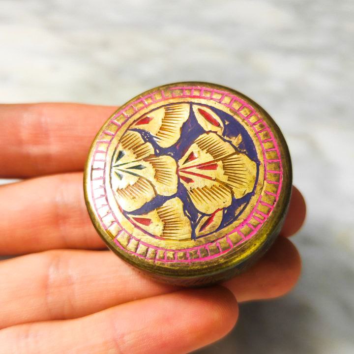 Caja pastillero persa decoración floral c.1970