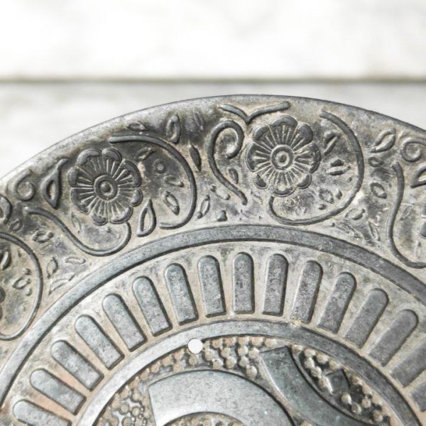 Incensario con el símbolo Om de India