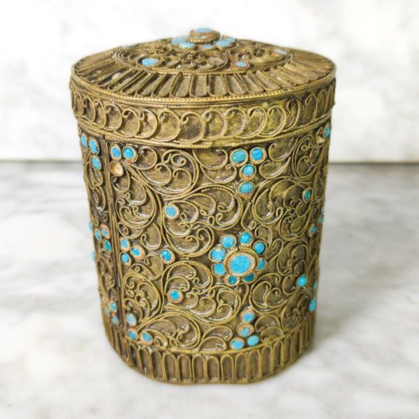 Caja tibetana de Filigrana con perlas de vidrio c.1950