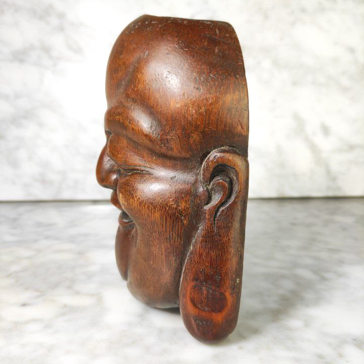 Máscara China de Bambú del Buda Sonriente Tallada Antigua de China finales s.XIX