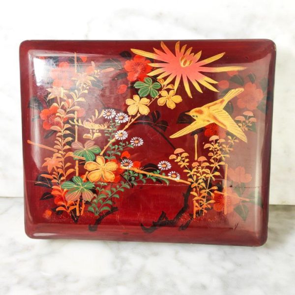 Caja Japonesa de Laca Periodo Meiji (1868-1912)