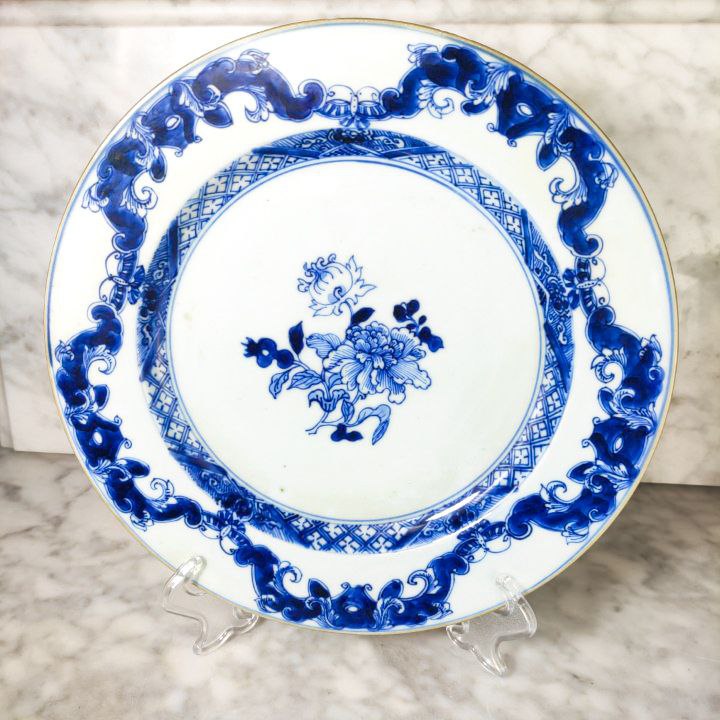 Plato Chino Grande Periodo Qianlong  Compania de Indias (1735-1796)