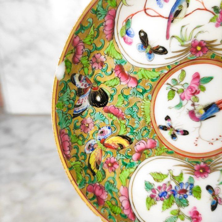 Plato Chino de Cantón Rose Medallion periodo Primera República (1911-1949)