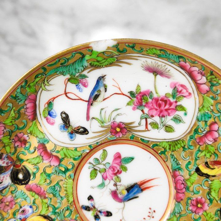 Plato Chino de Cantón Rose Medallion periodo Primera República (1911-1949)