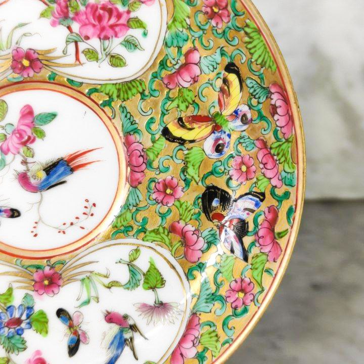 Plato Chino de Cantón Rose Medallion periodo Primera República (1911-1949)