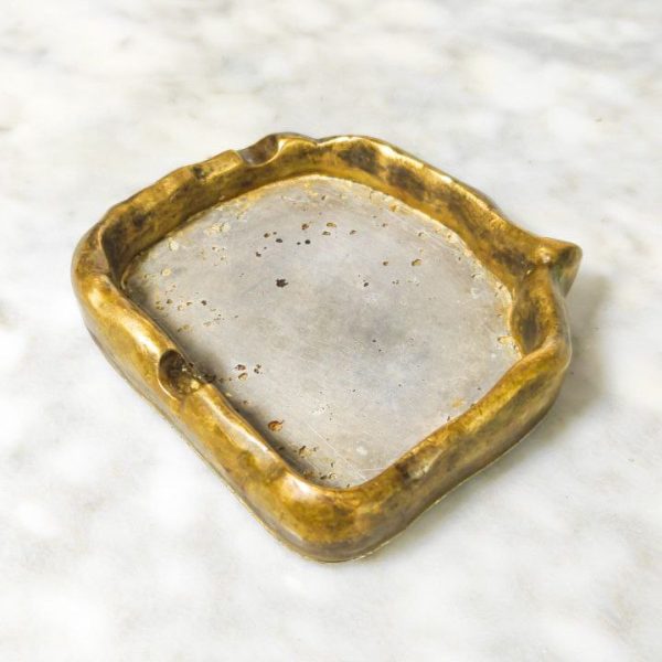 Cenicero David Marshall diseño Brutalista de los años 70