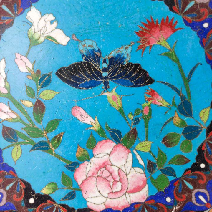 Plato Japonés de Cloisonné Periodo Meiji (1868-1911)