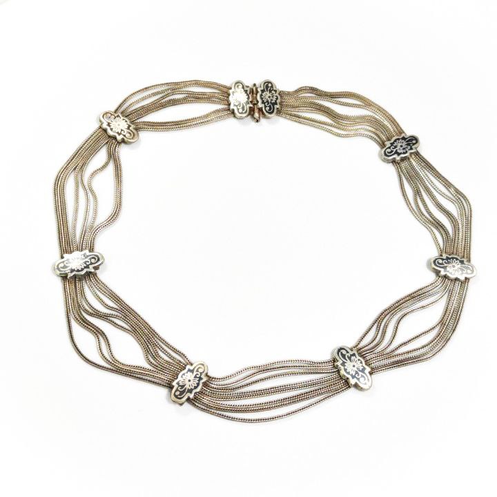 Collar de Plata antiguo para mujer con técnica artesanal del Niellado