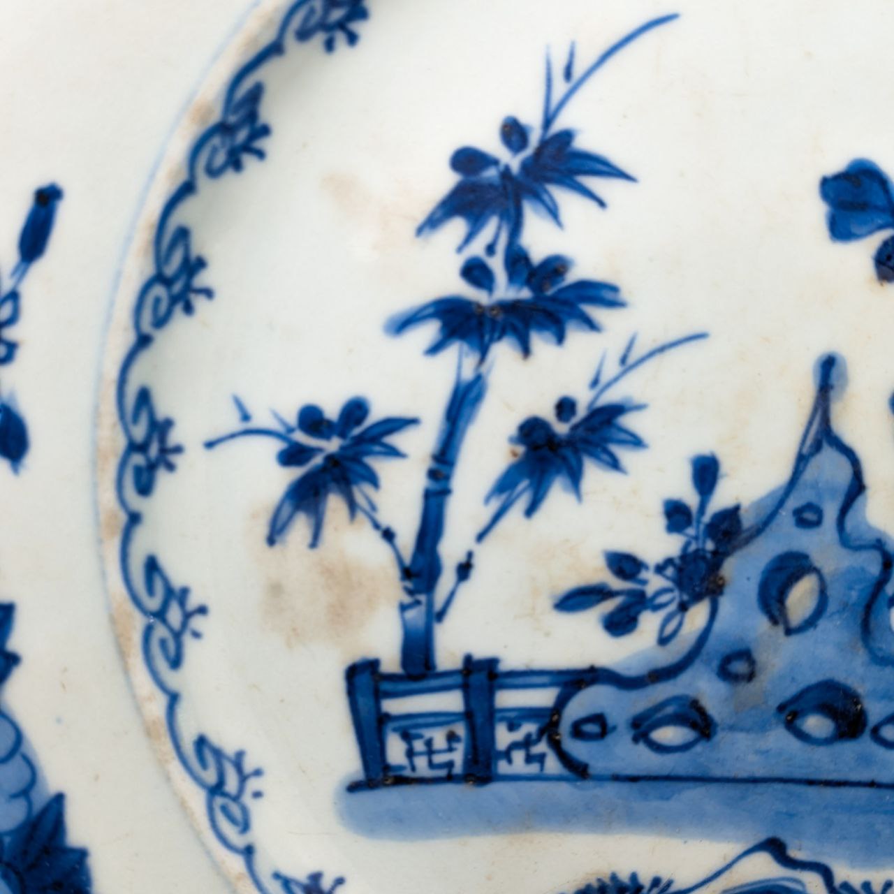 Plato Chino compania de Indias periodo Qianlong (1736-1795) dinastía Qing