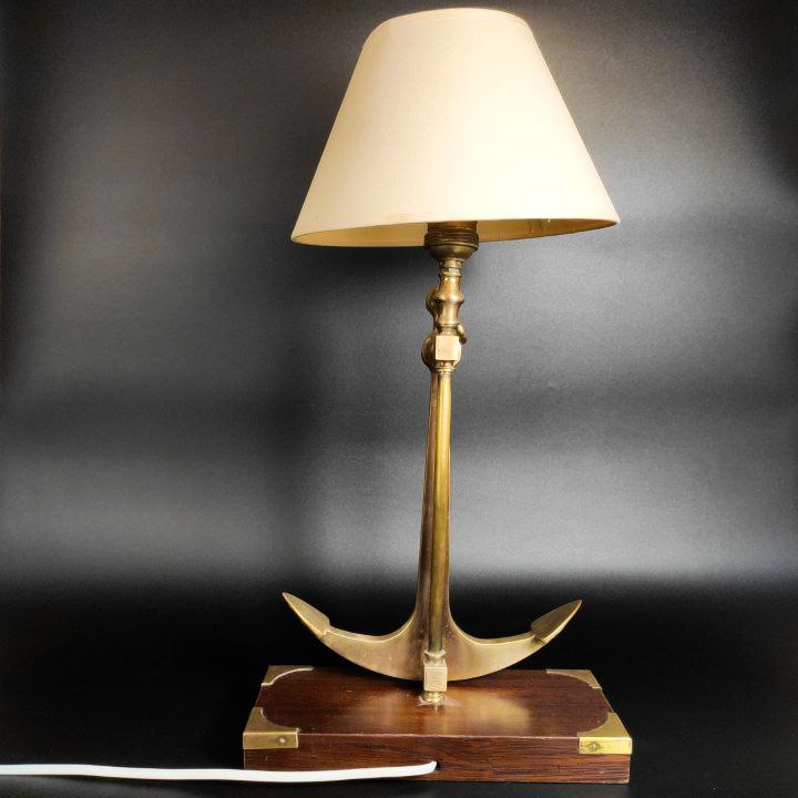 Lámpara en forma de Ancla Marinera de bronce estilo art decó c.1960