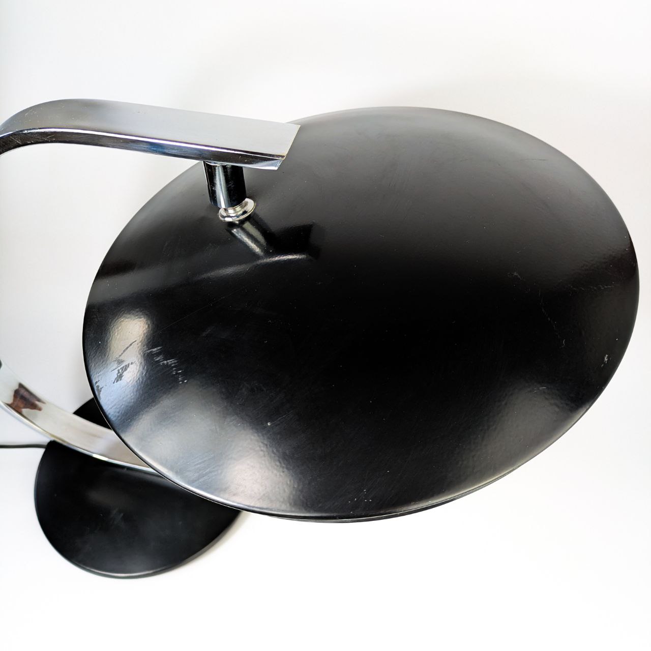Lámpara Fase 520C negra diseño años 1970