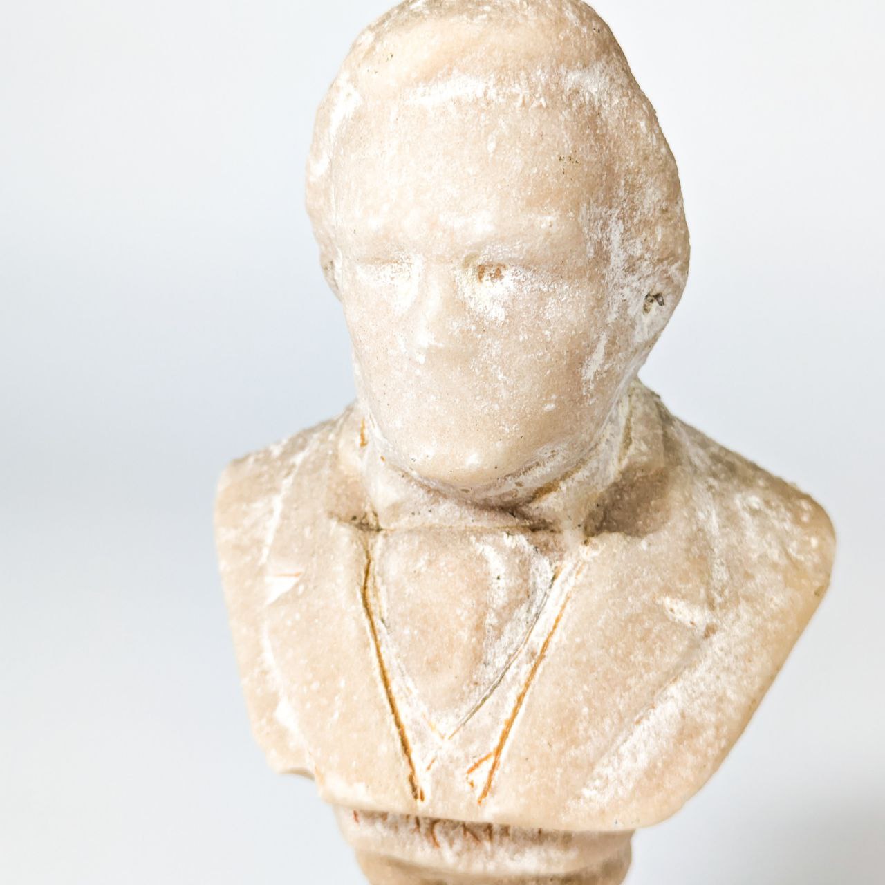 Pequeño Busto del Compositor Wagner