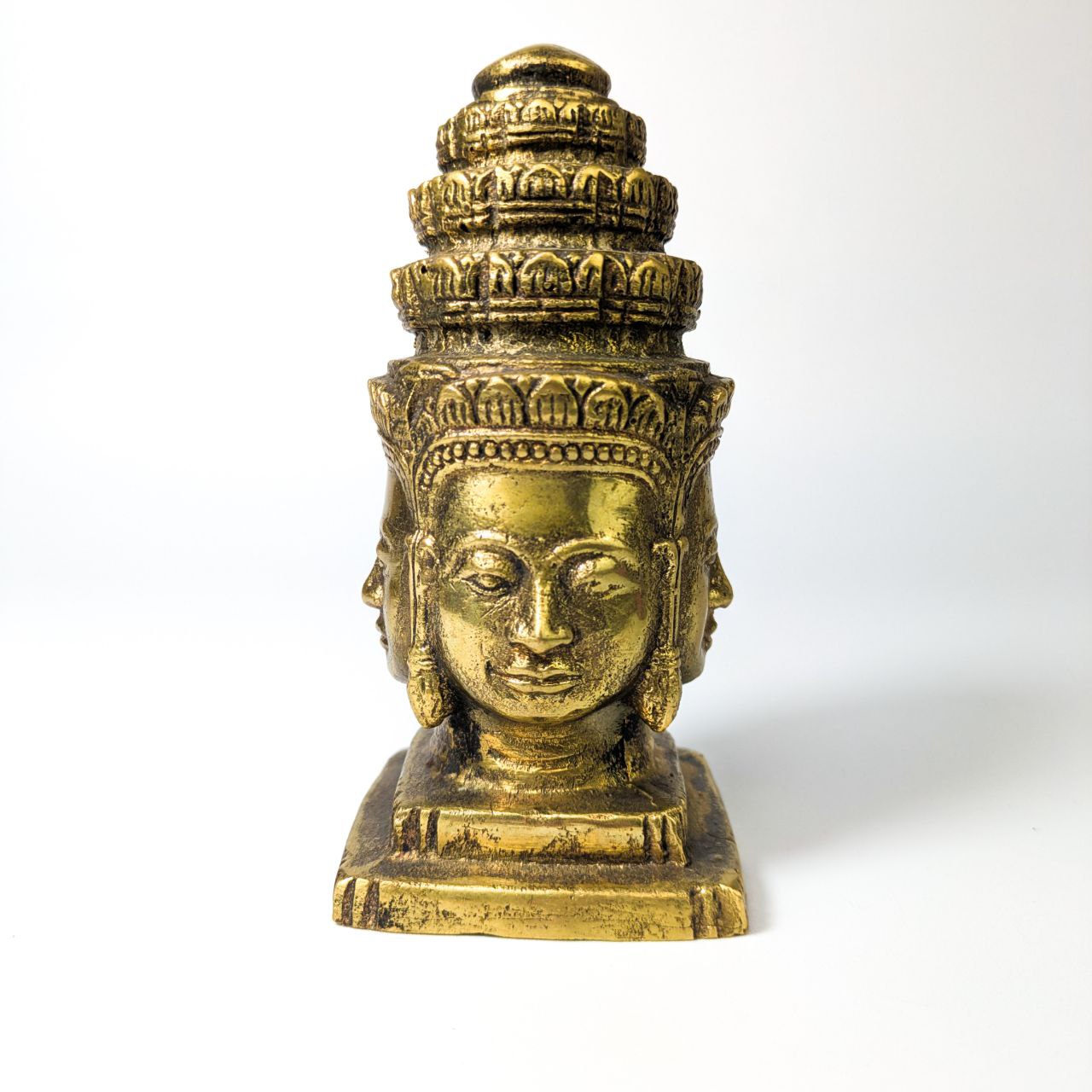 Cabeza del dios Hindú Brahma de bronce Jemer, Periodo Bayón s.XII, Camboya