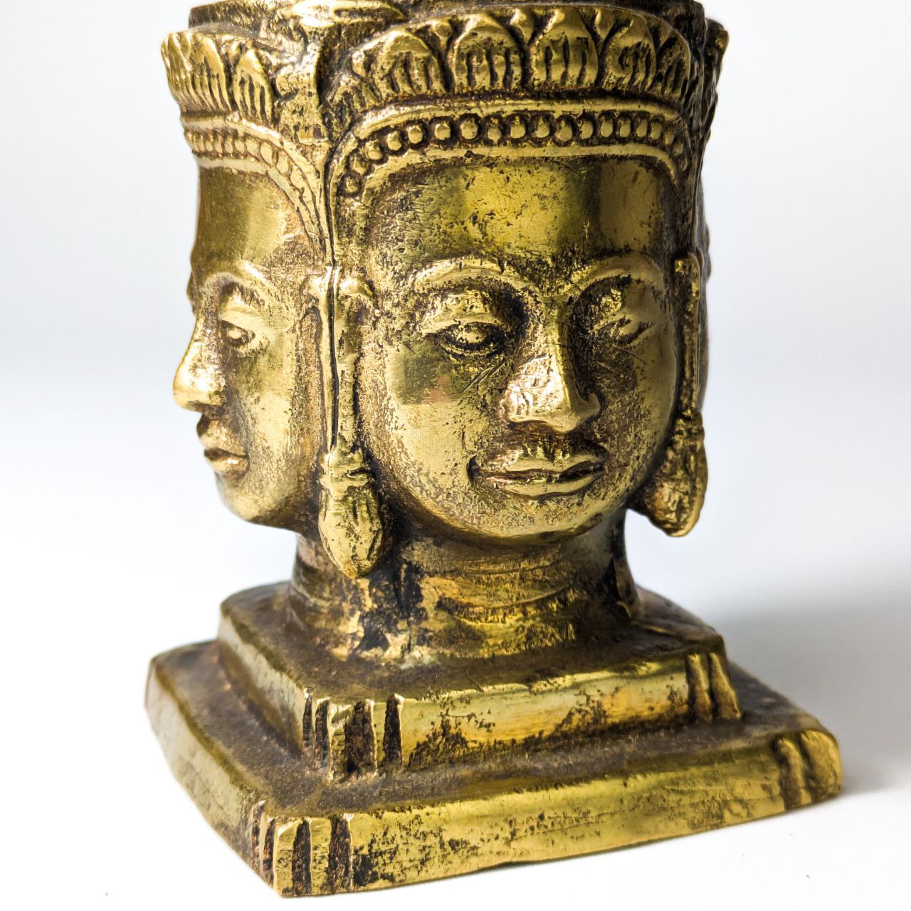 Cabeza del dios Hindú Brahma de bronce Jemer, Periodo Bayón s.XII, Camboya