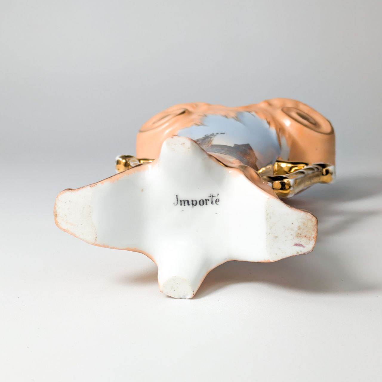 Jarrón de Porcelana de La Abadía de las Damas, Caen, Francia c.1900